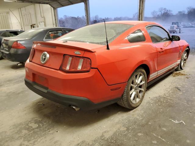 1ZVBP8AM2B5114833 - 2011 FORD MUSTANG RED photo 3