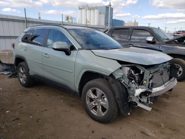 2T3P1RFVXPW352057 - 2023 TOYOTA RAV4 XLE GRAY photo 4