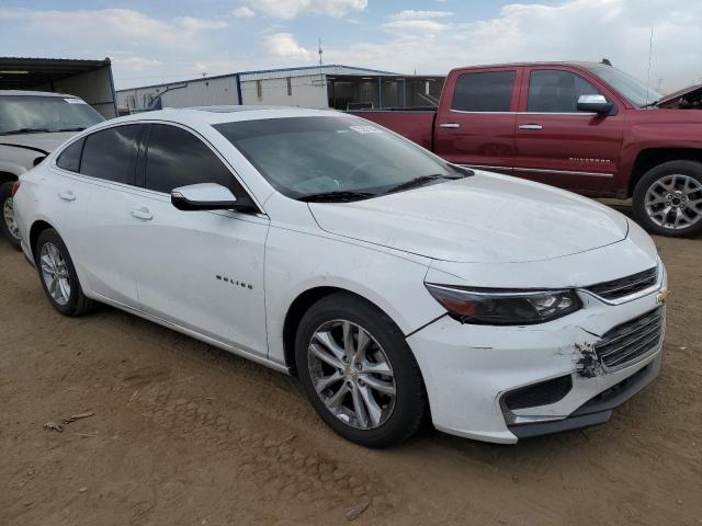 1G1ZD5STXJF138734 - 2018 CHEVROLET MALIBU LT WHITE photo 4