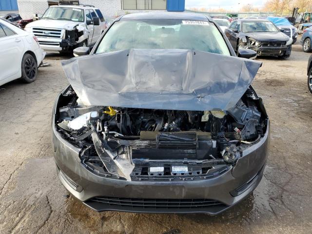 1FADP3F24FL323181 - 2015 FORD FOCUS SE GRAY photo 5