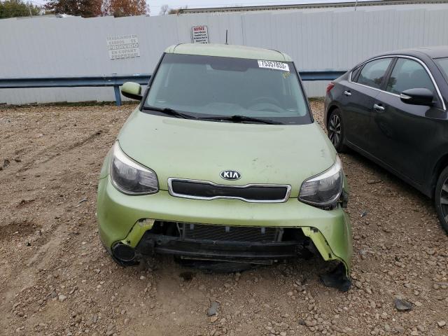 KNDJN2A26G7822885 - 2016 KIA SOUL GREEN photo 5