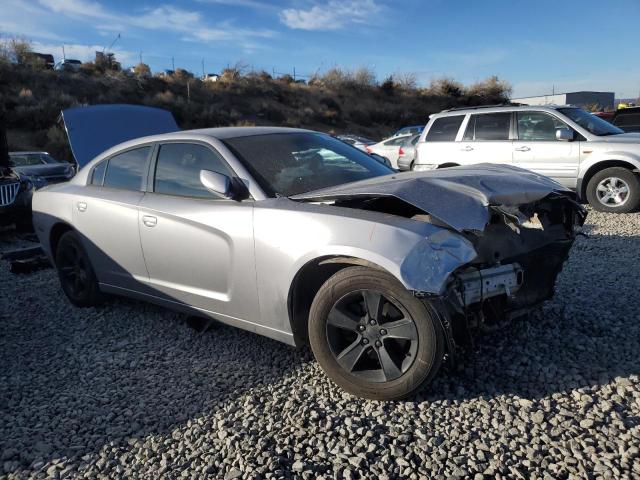 2C3CDXBG6EH147662 - 2014 DODGE CHARGER SE SILVER photo 4