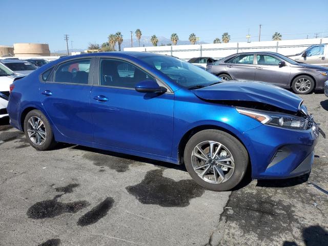 3KPF24AD4PE638962 - 2023 KIA FORTE LX BLUE photo 4