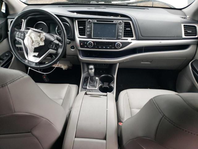 5TDJKRFHXFS197409 - 2015 TOYOTA HIGHLANDER XLE SILVER photo 8