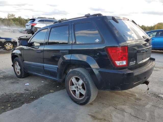 1J4GR48K16C258210 - 2006 JEEP GRAND CHER LAREDO BLACK photo 2