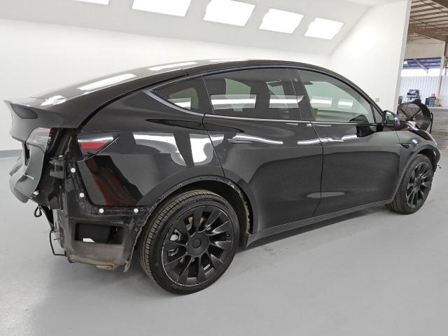 7SAYGDEE4NF481327 - 2022 TESLA MODEL Y BLACK photo 3