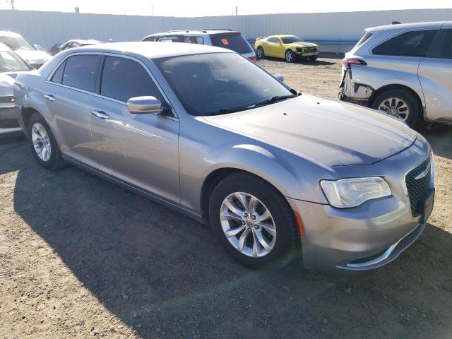 2C3CCAAG5FH828950 - 2015 CHRYSLER 300 LIMITED SILVER photo 4