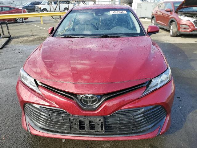 4T1C11AK2LU332501 - 2020 TOYOTA CAMRY LE BURGUNDY photo 5