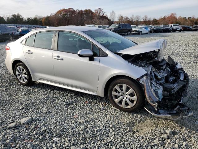 5YFEPMAE3NP364624 - 2022 TOYOTA COROLLA LE SILVER photo 4