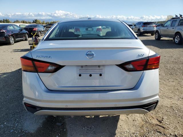 1N4BL4DV6MN415786 - 2021 NISSAN ALTIMA SV SILVER photo 6