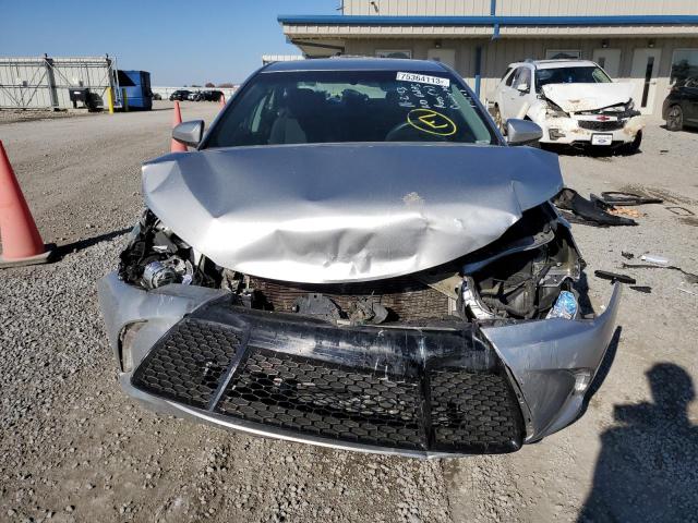 4T1BF1FK4HU334876 - 2017 TOYOTA CAMRY LE SILVER photo 5