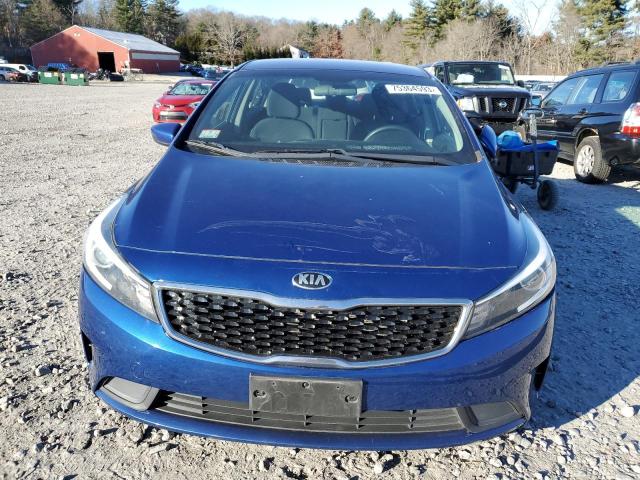 3KPFL4A73JE187991 - 2018 KIA FORTE LX BLUE photo 5