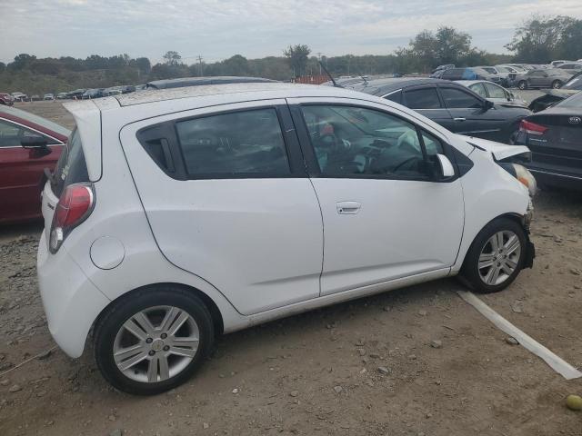 KL8CD6S92FC738169 - 2015 CHEVROLET SPARK 1LT WHITE photo 3