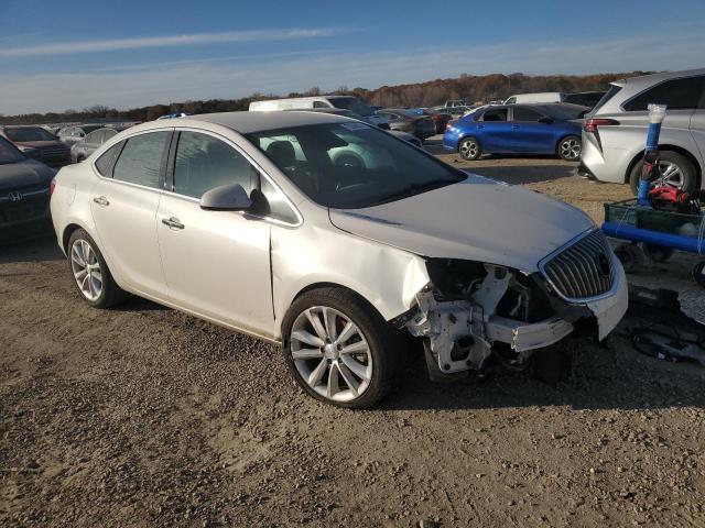 1G4PS5SK3E4239753 - 2014 BUICK VERANO WHITE photo 4