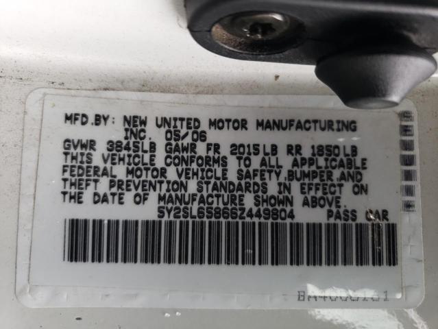 5Y2SL65866Z449804 - 2006 PONTIAC VIBE WHITE photo 12