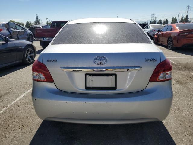 JTDBT923784034176 - 2008 TOYOTA YARIS SILVER photo 6