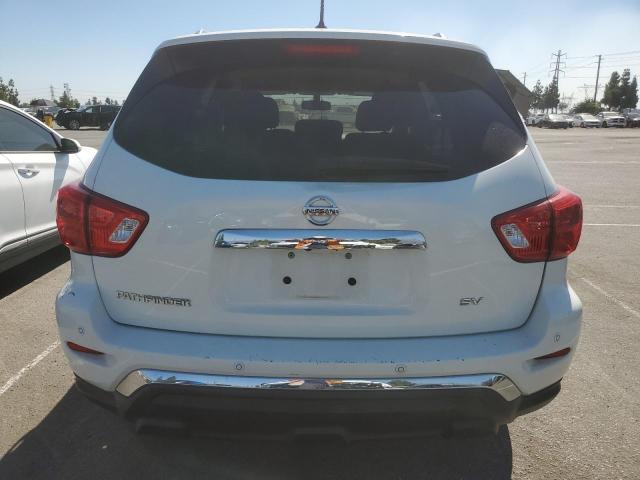 5N1DR2MN6JC630240 - 2018 NISSAN PATHFINDER S WHITE photo 6