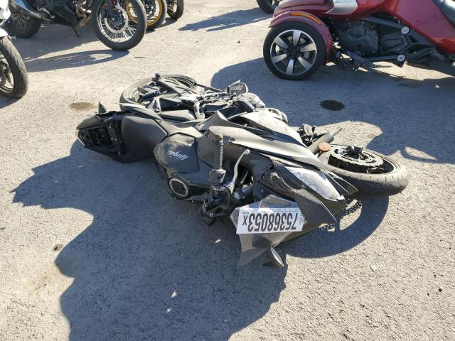 JKAEXEJ19KDA04174 - 2019 KAWASAKI EX650 J შავი ფოტო 1