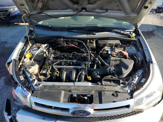 1FAHP35N98W207828 - 2008 FORD FOCUS SE SILVER photo 11