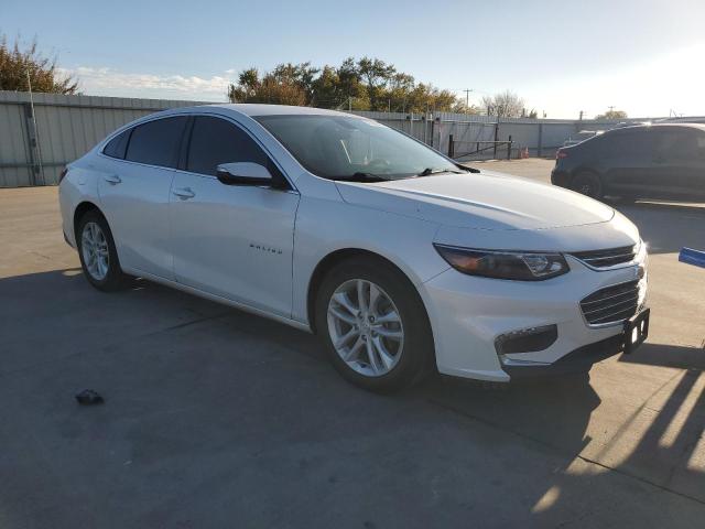 1G1ZD5ST5JF256867 - 2018 CHEVROLET MALIBU LT WHITE photo 4