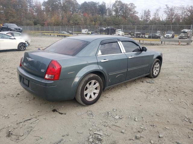 2C3AA53G25H547611 - 2005 CHRYSLER 300 TOURING GREEN photo 3