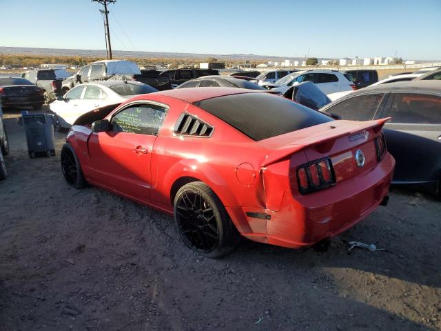 1ZVHT82H475337924 - 2007 FORD MUSTANG GT RED photo 2