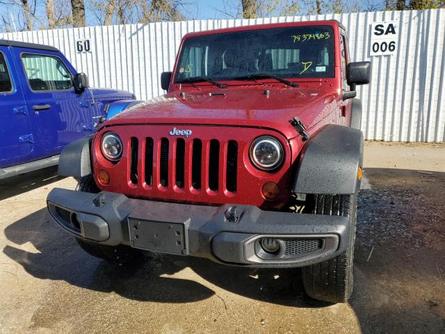 1C4AJWBG8CL268666 - 2012 JEEP WRANGLER SAHARA MAROON photo 5