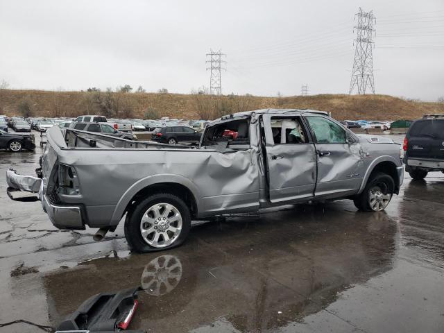 3C63R3JL7MG568364 - 2021 RAM 3500 LARAMIE SILVER photo 3