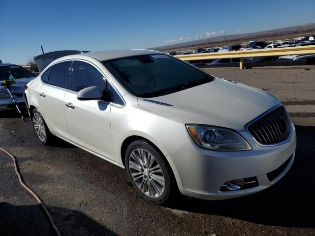 1G4PP5SK9E4165059 - 2014 BUICK VERANO WHITE photo 4