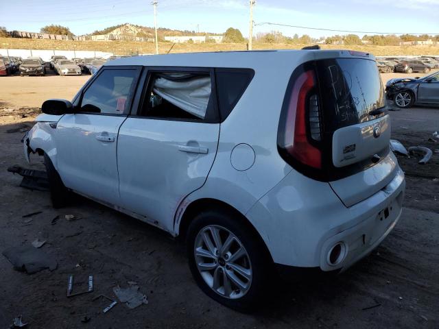 KNDJP3A5XJ7537253 - 2018 KIA SOUL + WHITE photo 2