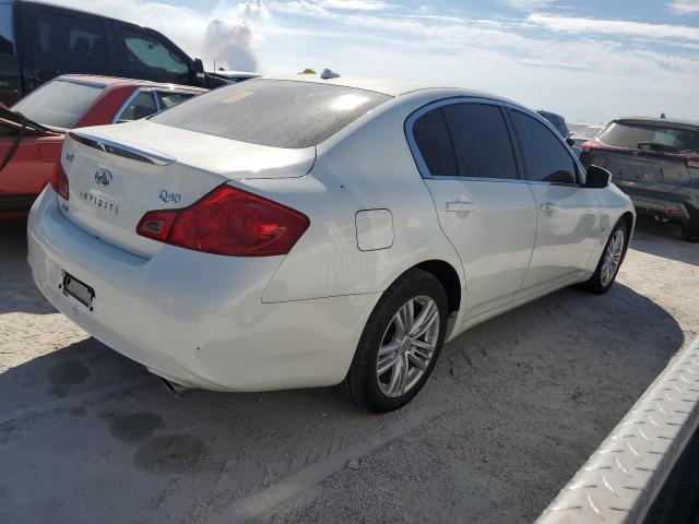 JN1CV6ARXFM651204 - 2015 INFINITI Q40 WHITE photo 3