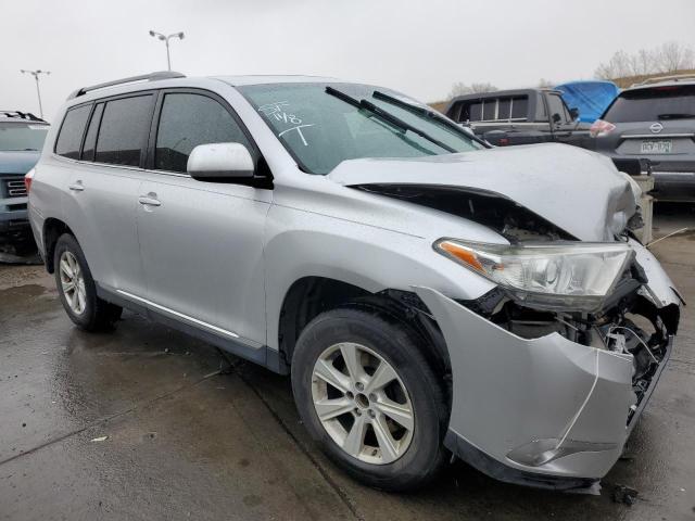 5TDZK3EH4CS061645 - 2012 TOYOTA HIGHLANDER BASE SILVER photo 4