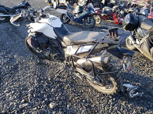 WB10B1202FZL07569 - 2015 BMW F800 GS WHITE photo 3