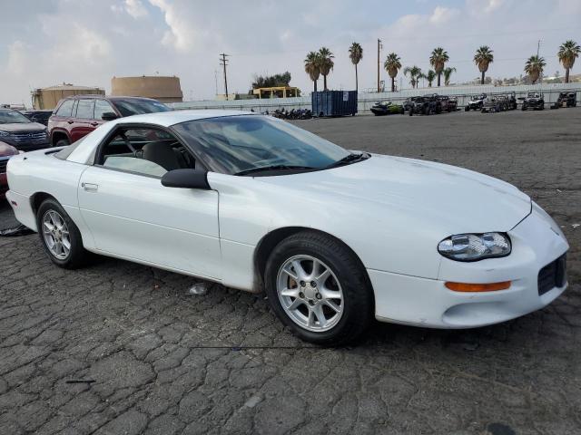 2G1FP22K822116024 - 2002 CHEVROLET CAMARO WHITE photo 4