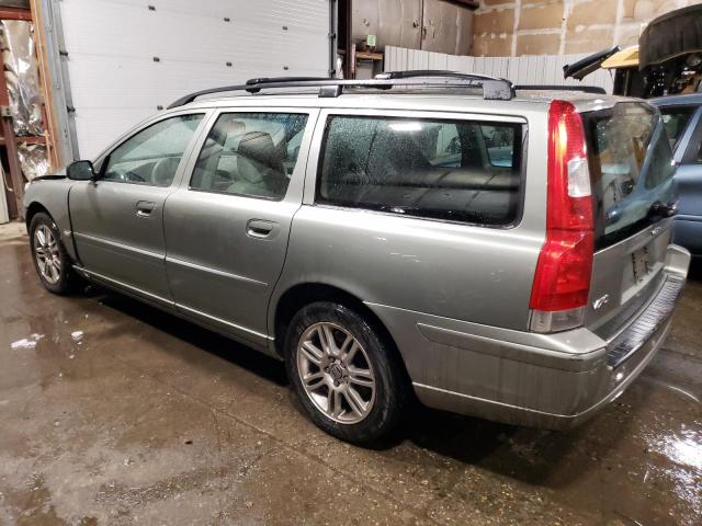 YV1SW612562540381 - 2006 VOLVO V70 GREEN photo 2