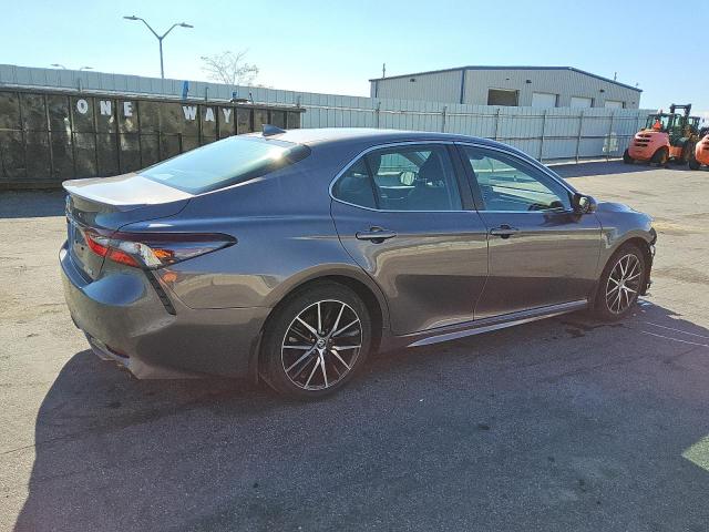 4T1T11AK6PU774896 - 2023 TOYOTA CAMRY SE NIGHT SHADE GRAY photo 3