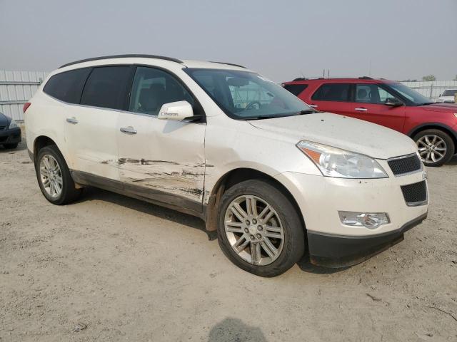 1GNKRGED8BJ103383 - 2011 CHEVROLET TRAVERSE LT WHITE photo 4