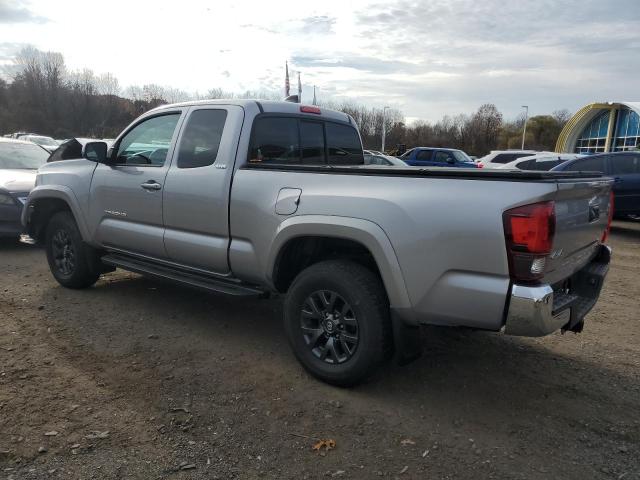 3TYSZ5AN4MT040823 - 2021 TOYOTA TACOMA ACCESS CAB ვერცხლისფერი ფოტო 2