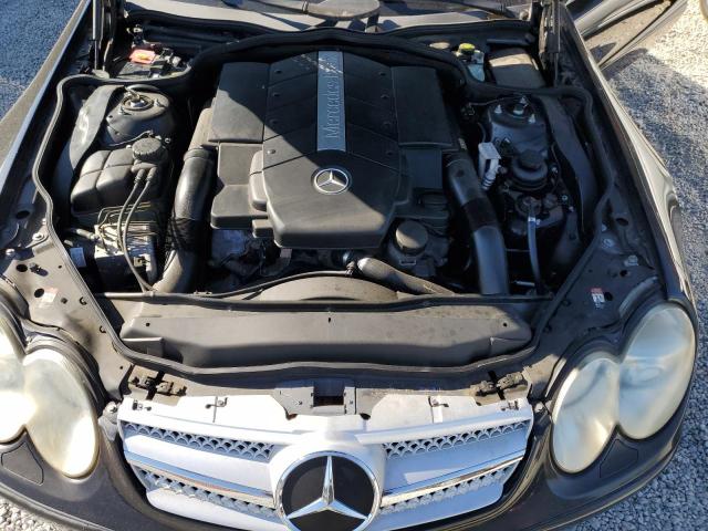 WDBSK75F33F035706 - 2003 MERCEDES-BENZ SL 500R BLACK photo 11