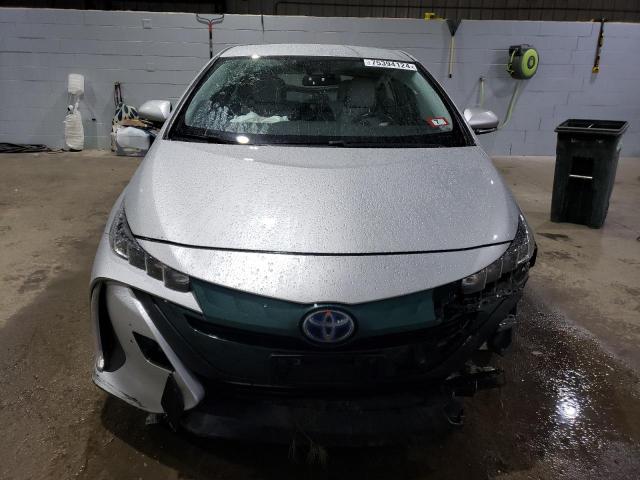 JTDKARFP6H3030144 - 2017 TOYOTA PRIUS PRIM ვერცხლისფერი ფოტო 5