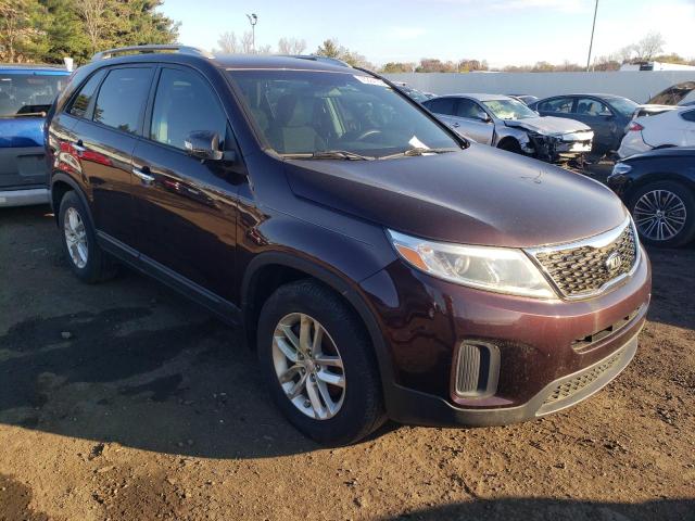 5XYKT4A74FG611123 - 2015 KIA SORENTO LX BURGUNDY photo 4