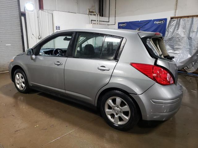 3N1BC1CP2CK814696 - 2012 NISSAN VERSA S SILVER photo 2