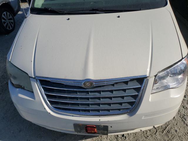 2A8HR44E99R521249 - 2009 CHRYSLER TOWN AND C LX WHITE photo 12