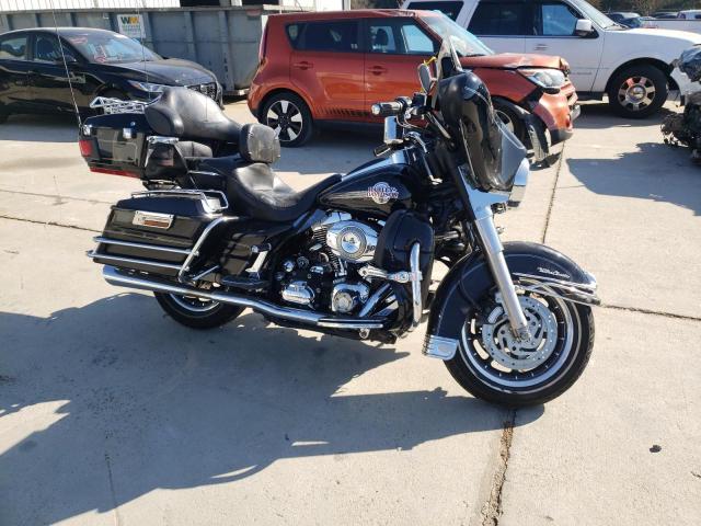 1HD1FC4187Y633721 - 2007 HARLEY-DAVIDSON FLHTCUI 黑色 照片 1