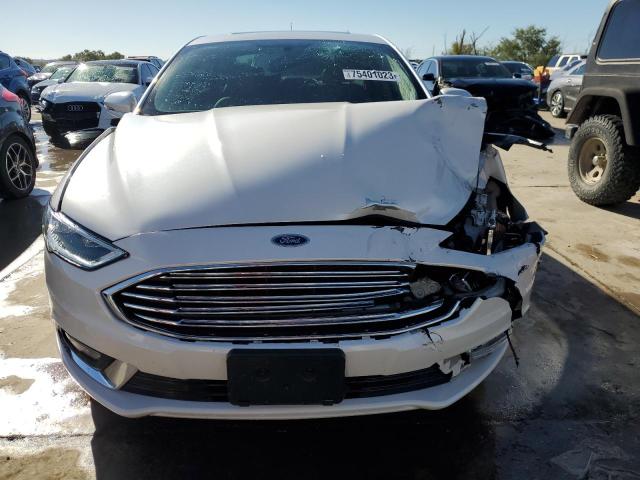 3FA6P0H90HR206509 - 2017 FORD FUSION SE WHITE photo 5