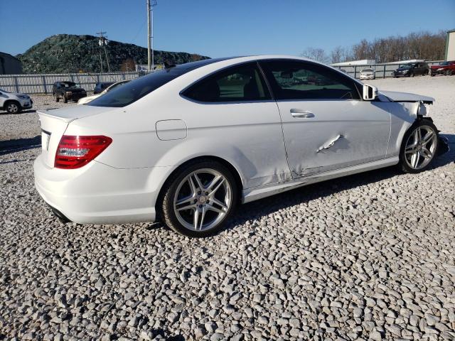 WDDGJ5HB9DF960327 - 2013 MERCEDES-BENZ C 350 WHITE photo 3