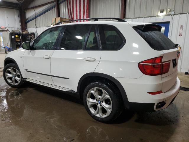 5UXZV8C55CL422474 - 2012 BMW X5 XDRIVE50I WHITE photo 2