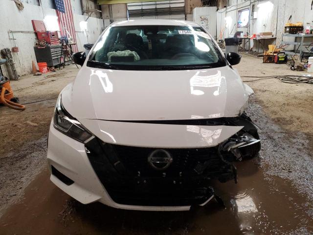 3N1CN8DV8ML819529 - 2021 NISSAN VERSA S WHITE photo 5