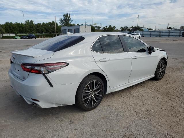 4T1G11AK9PU115096 - 2023 TOYOTA CAMRY SE NIGHT SHADE SILVER photo 3