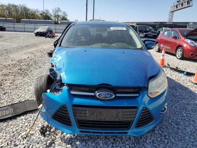 1FAHP3K24CL187637 - 2012 FORD FOCUS SE BLUE photo 5